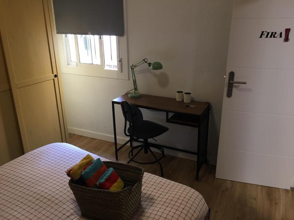 Practical Room: Barcelona-Fira-Airport L'Hospitalet de Llobregat Eksteriør bilde
